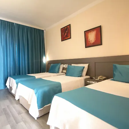 Hotel Sky Vela & 3*