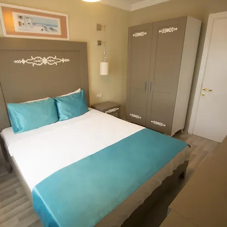 Sky Vela & Hotel