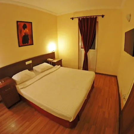 Sky Vela & Hotel