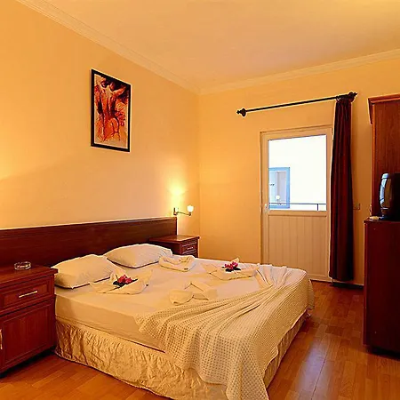 Hotel Sky Vela & Gumbet