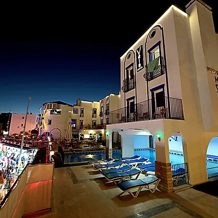 Sky Vela & Hotel Gümbet