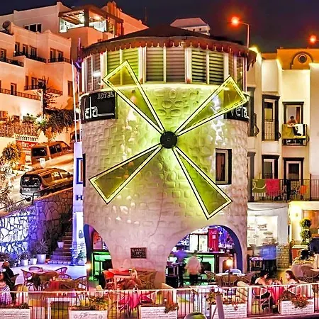Hotel Sky Vela & 3*