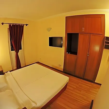 Hotel Sky Vela &