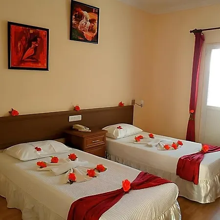 Sky Vela & Hotel
